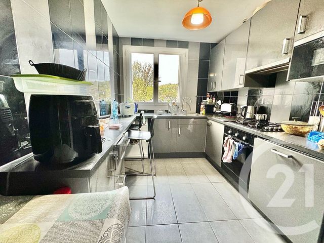 Appartement à vendre - 3 pièces - 62.76 m2 - NEUILLY PLAISANCE - 93 - ILE-DE-FRANCE - Century 21 Nova